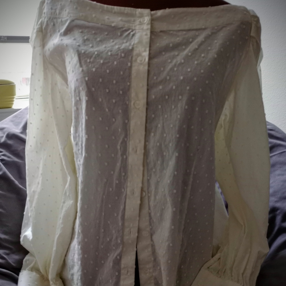 H & M cream color blouse sz 14